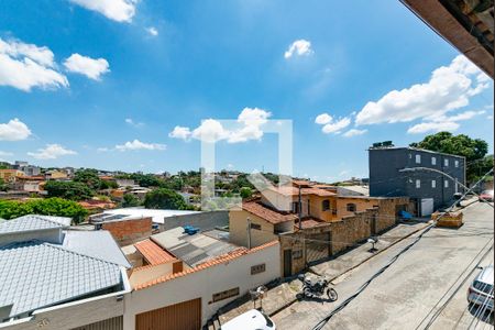 Varanda da Sala de casa para alugar com 3 quartos, 100m² em Palmeiras, Contagem