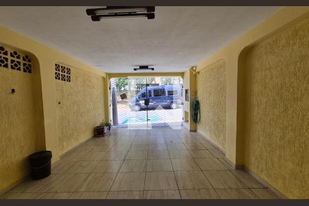 Vista de casa à venda com 3 quartos, 163m² em Vila Camilópolis, Santo André