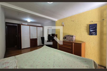 Suíte de casa à venda com 3 quartos, 163m² em Vila Camilópolis, Santo André