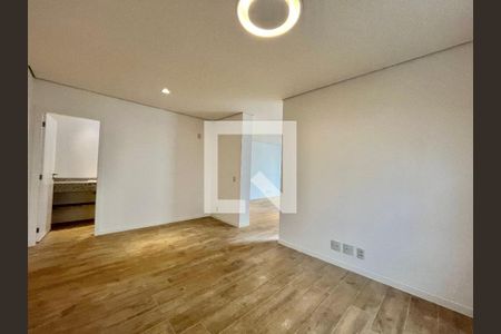 Sala de casa à venda com 3 quartos, 150m² em Planalto Paulista, São Paulo