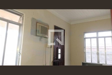 Casa à venda com 2 quartos, 55m² em Vila Kosmos, Rio de Janeiro