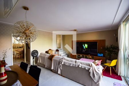 Sala de casa para alugar com 4 quartos, 350m² em Cachambi, Rio de Janeiro