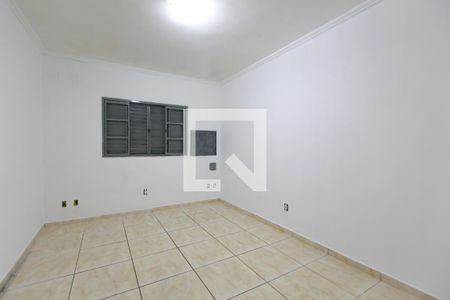 Quarto 1 de casa à venda com 3 quartos, 380m² em Vila Carmosina, São Paulo