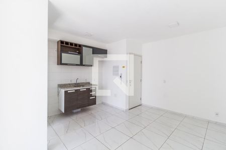 Sala de TV de apartamento para alugar com 2 quartos, 46m² em Jardim Copiuva, Carapicuíba