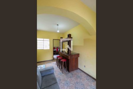 Sala de casa à venda com 3 quartos, 300m² em Universitário, Belo Horizonte