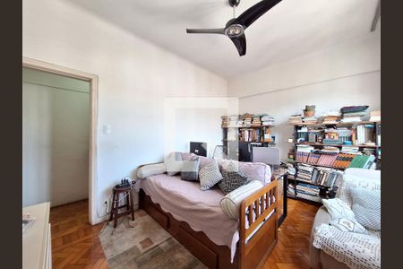 Quarto 1 de apartamento à venda com 4 quartos, 114m² em Laranjeiras, Rio de Janeiro