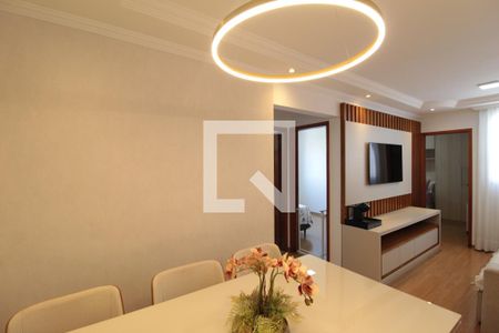 Sala de apartamento para alugar com 2 quartos, 55m² em Parque São Pedro, Belo Horizonte