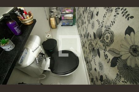 Lavabo de casa de condomínio à venda com 2 quartos, 110m² em Vila Ema, São Paulo