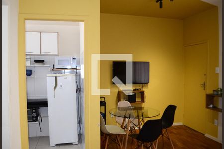 Sala de apartamento para alugar com 2 quartos, 50m² em Serra, Belo Horizonte