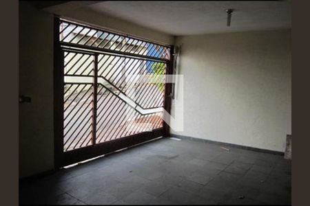 Casa à venda com 3 quartos, 120m² em Limoeiro, São Paulo