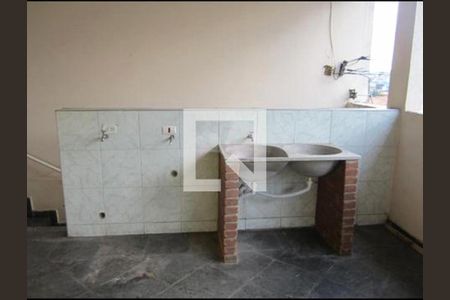 Casa à venda com 3 quartos, 120m² em Limoeiro, São Paulo