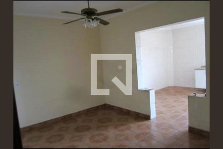 Casa à venda com 3 quartos, 120m² em Limoeiro, São Paulo