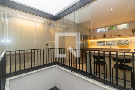 Corredor de acesso de casa para alugar com 2 quartos, 185m² em Ipiranga, São Paulo