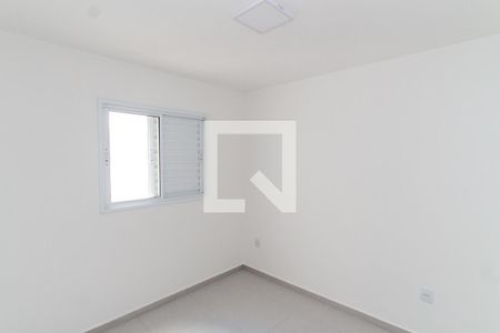 Quarto 1 de apartamento para alugar com 2 quartos, 39m² em Parque Vitoria, São Paulo