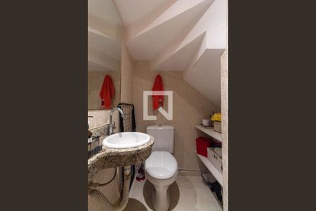 Lavabo de casa de condomínio à venda com 2 quartos, 60m² em Vila Granada, São Paulo