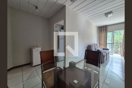 Sala de apartamento à venda com 2 quartos, 55m² em Vargem Pequena, Rio de Janeiro