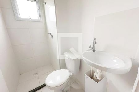 Banheiro de kitnet/studio para alugar com 1 quarto, 71m² em Lapa, São Paulo