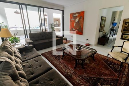 Sala 3 de casa para alugar com 5 quartos, 800m² em Jardim Leonor, São Paulo