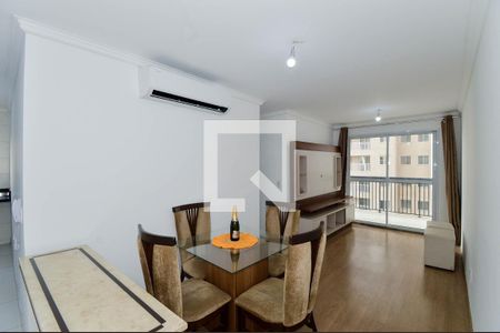 Sala de apartamento para alugar com 3 quartos, 75m² em Picanço, Guarulhos