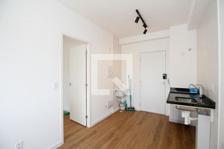 Sala e Cozinha de apartamento à venda com 1 quarto, 24m² em Pinheiros, São Paulo