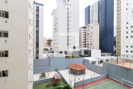 Vista do Quarto 1 de apartamento para alugar com 1 quarto, 45m² em Batel, Curitiba