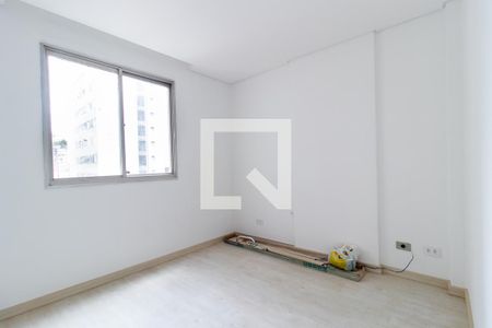 Quarto 1 de apartamento para alugar com 1 quarto, 45m² em Batel, Curitiba