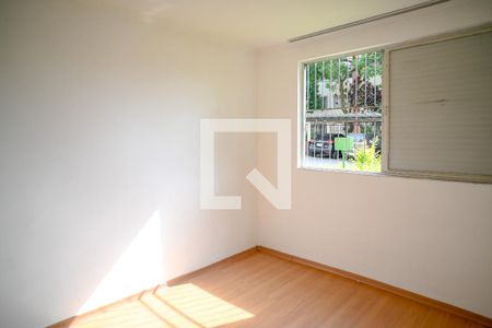 Quarto 2 de apartamento para alugar com 2 quartos, 61m² em Jardim Patente, São Paulo