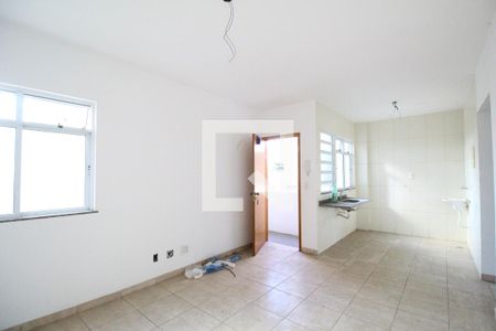 Sala de apartamento para alugar com 2 quartos, 54m² em Pechincha, Rio de Janeiro