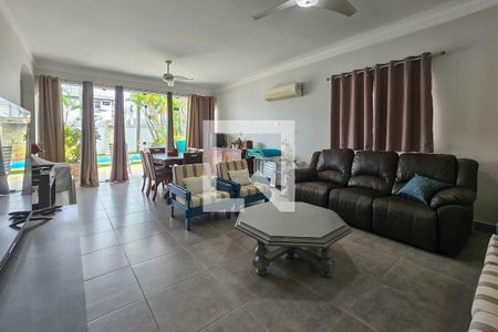 Sala de casa para alugar com 3 quartos, 200m² em Balneario Cidade Atlantica, Guarujá