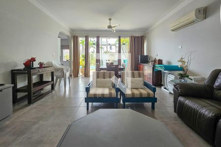 Sala de casa para alugar com 3 quartos, 200m² em Balneario Cidade Atlantica, Guarujá