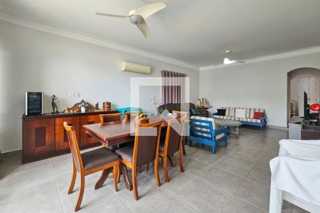 Sala de casa para alugar com 3 quartos, 200m² em Balneario Cidade Atlantica, Guarujá