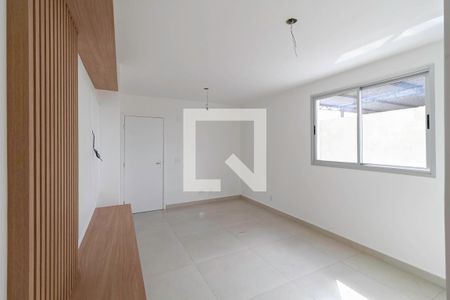 Sala de apartamento para alugar com 3 quartos, 71m² em Santa Terezinha, Belo Horizonte