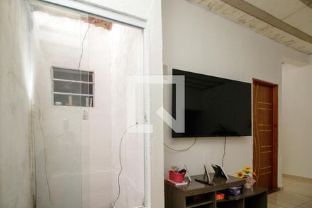 Sala de casa à venda com 2 quartos, 150m² em Jardim Dona Sinha, São Paulo