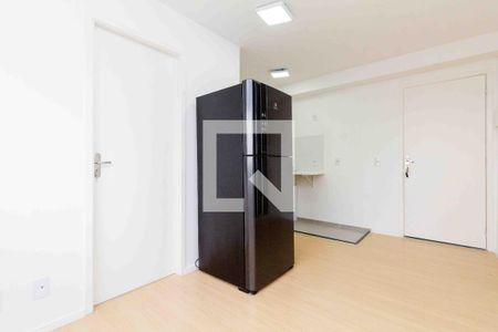 Sala, Cozinha e Área de Serviço de apartamento à venda com 2 quartos, 35m² em Chácara Seis de Outubro, São Paulo