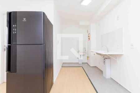 Sala, Cozinha e Área de Serviço de apartamento à venda com 2 quartos, 35m² em Chácara Seis de Outubro, São Paulo