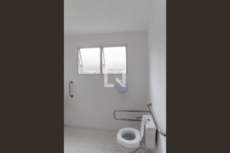 Banheiro de apartamento para alugar com 1 quarto, 43m² em Vila Santos, São Paulo