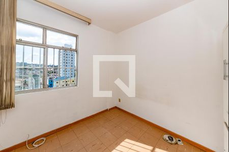 Quarto 1 de apartamento para alugar com 2 quartos, 60m² em João Pinheiro, Belo Horizonte