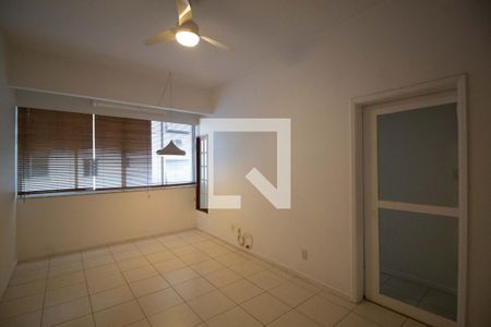 Sala de apartamento para alugar com 2 quartos, 65m² em Humaitá, Rio de Janeiro