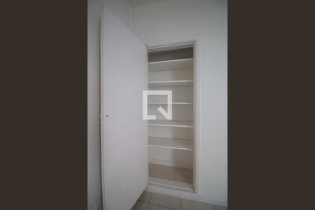 Quarto 1 de apartamento para alugar com 2 quartos, 65m² em Humaitá, Rio de Janeiro