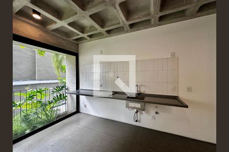 Sala/Cozinha de apartamento à venda com 1 quarto, 47m² em Cidade Monções, São Paulo