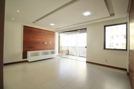 Sala 1 de apartamento para alugar com 3 quartos, 138m² em Ondina, Salvador