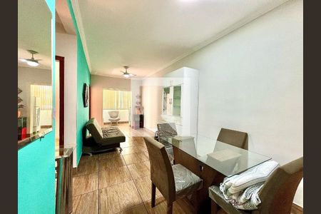 Sala de apartamento para alugar com 3 quartos, 70m² em Liberdade, Belo Horizonte