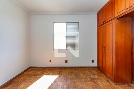 Suíte de apartamento para alugar com 3 quartos, 90m² em Coração Eucarístico, Belo Horizonte