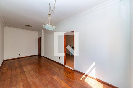 Sala de apartamento para alugar com 3 quartos, 90m² em Coração Eucarístico, Belo Horizonte