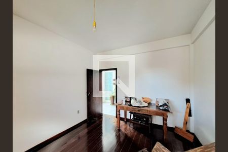 Sala de casa à venda com 5 quartos, 360m² em Nova Suíça, Belo Horizonte