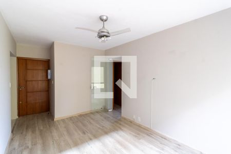 Sala de apartamento à venda com 2 quartos, 69m² em Cristal, Porto Alegre