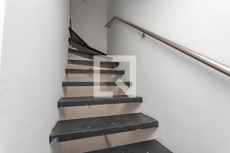 Escada de casa de condomínio à venda com 3 quartos, 215m² em Centro, Diadema