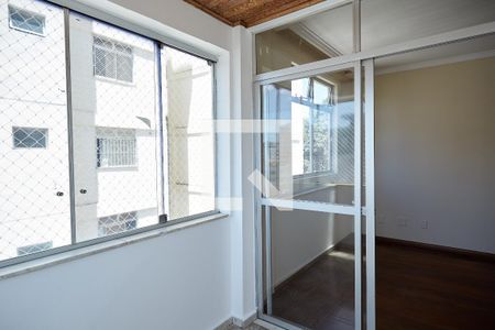 Apartamento à venda com 3 quartos, 90m² em Sagrada Família, Belo Horizonte