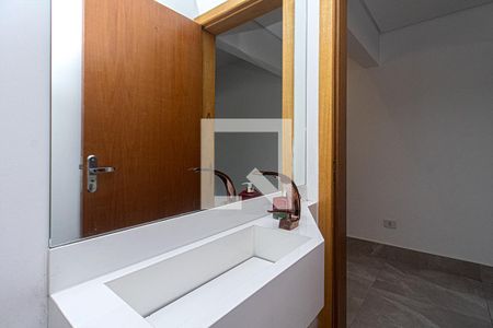 Lavabo 1 de casa para alugar com 3 quartos, 220m² em Jardim Maria Estela, São Paulo