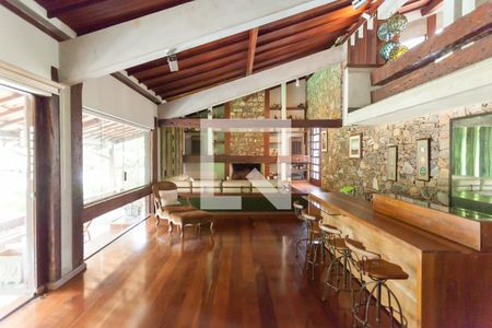 sala de casa de condomínio à venda com 3 quartos, 450m² em A Definir Em Campo, Nova Lima